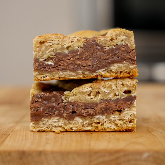 Fudgy Oatmeal Bars